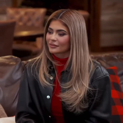 😐 Стикер «Kylie Jenner» для Telegram