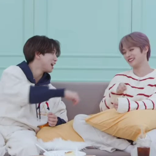 🍥 Стикер «MinSung» для Telegram