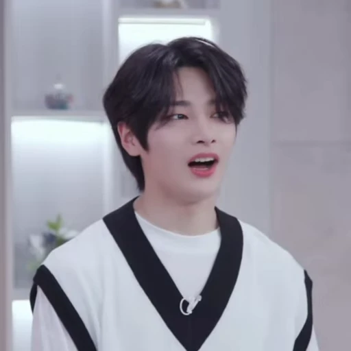 🍥 Стикер «MinSung» для Telegram