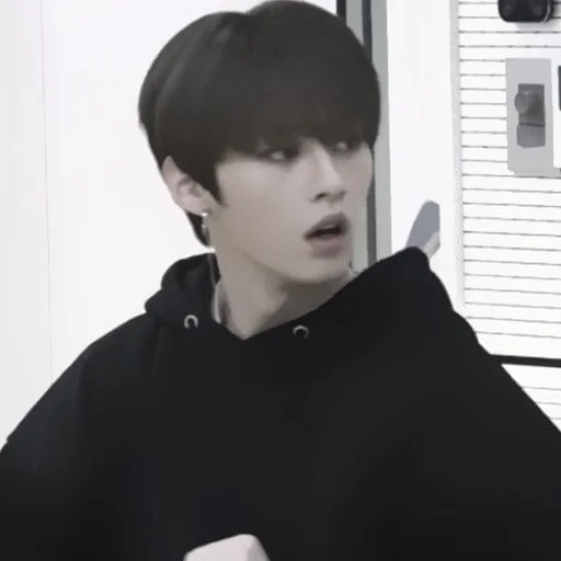 🤯 Стикер «lee minho» для Telegram