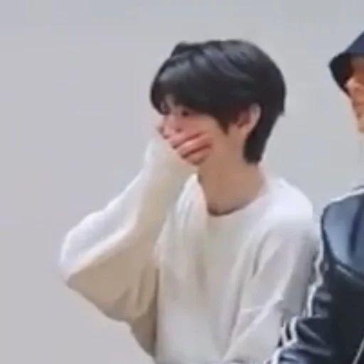 🫢 Стикер «Up10tion» для Telegram
