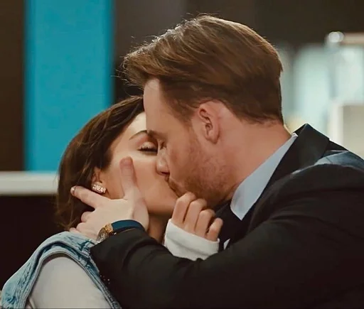 💋 Стикер «Серкан Болат» для Telegram