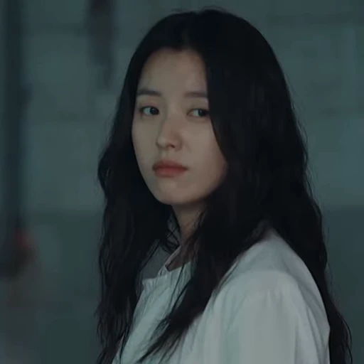 🍀 Стикер «Yoon Sae Bom» для Telegram