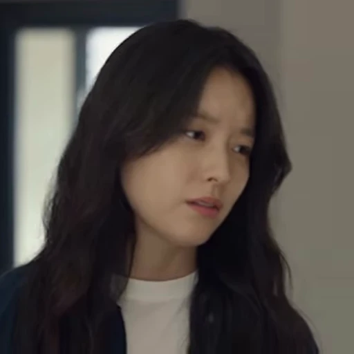 🍀 Стикер «Yoon Sae Bom» для Telegram