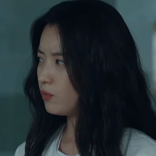 🍀 Стикер «Yoon Sae Bom» для Telegram