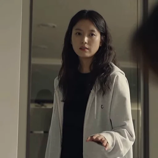 🍀 Стикер «Yoon Sae Bom» для Telegram