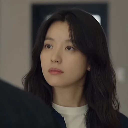 🍀 Стикер «Yoon Sae Bom» для Telegram