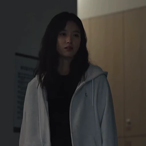 🍀 Стикер «Yoon Sae Bom» для Telegram