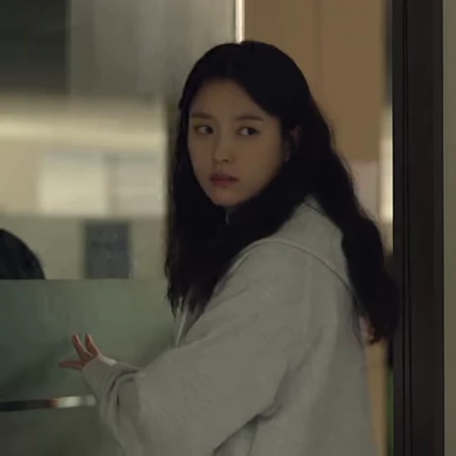 🍀 Стикер «Yoon Sae Bom» для Telegram