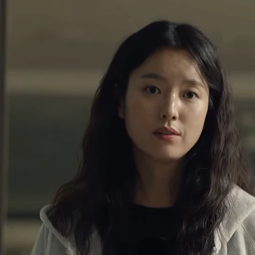 🍀 Стикер «Yoon Sae Bom» для Telegram