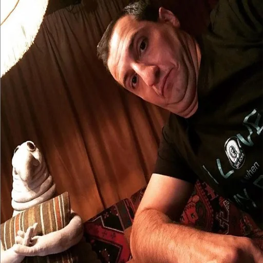 🤣 Стикер «maikl ny» для Telegram