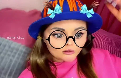 🤨 Стикер «? СІМЕЙКА ?» для Telegram