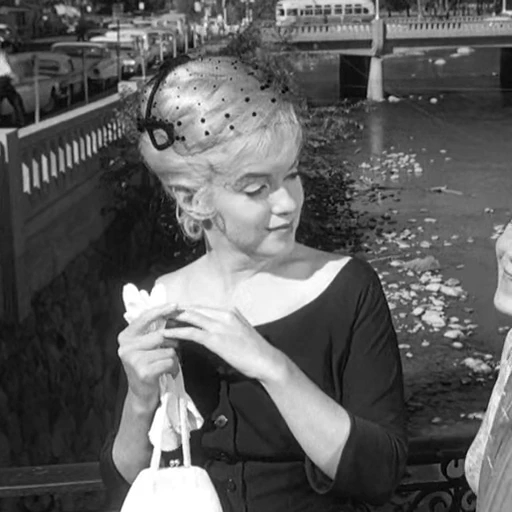 📽️ Стикер «Marilyn Monroe» для Telegram