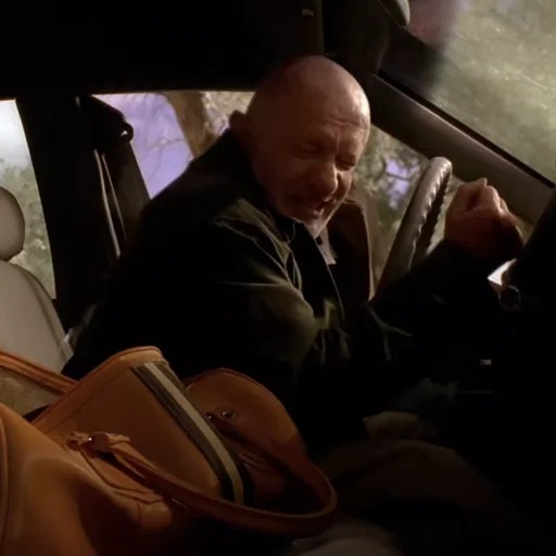 💀 Стикер «Mike Ehrmantraut» для Telegram