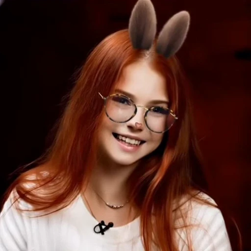 🤩 Стикер «Мир глазами» для Telegram