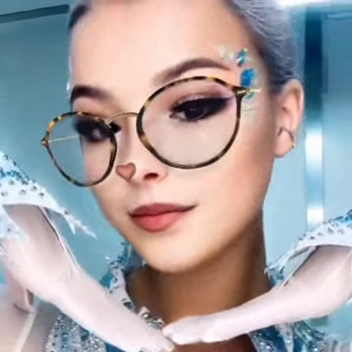 🤩 Стикер «Мир глазами» для Telegram