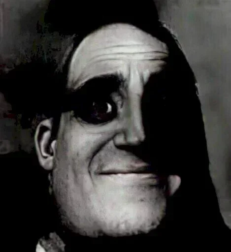 😟 Стикер «mr incredible meme» для Telegram