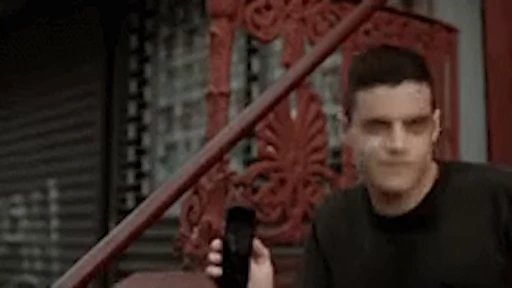 😏 Стикер «Мистер робот / Рами Малек» для Telegram