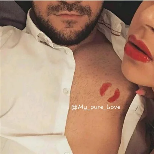 💋 Стикер «Chanell» для Telegram