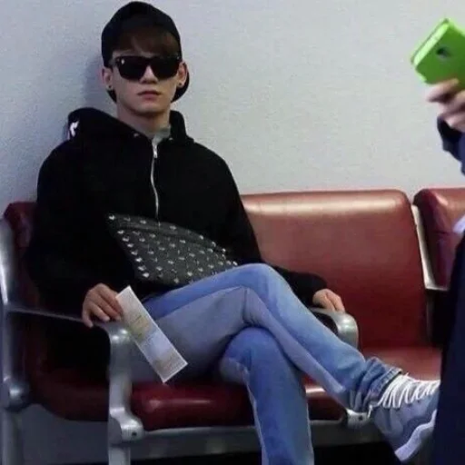 🗿 Стикер «exo memes» для Telegram