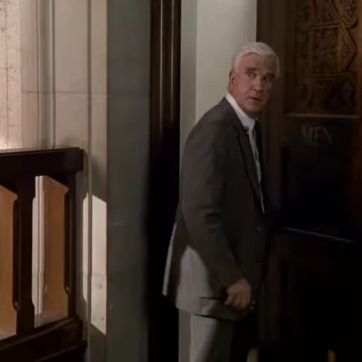 🤠 Стикер «Naked Gun» для Telegram