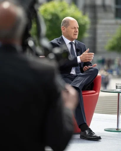 🙂 Стикер «Olaf Scholz» для Telegram