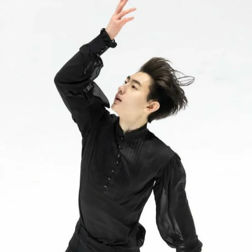 ⛸️ Стикер «I-LAND to love» для Telegram