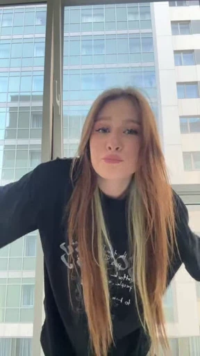 🤩 Стикер «От психушка сонечки» для Telegram