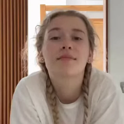 😜 Стикер «inst rinna» для Telegram