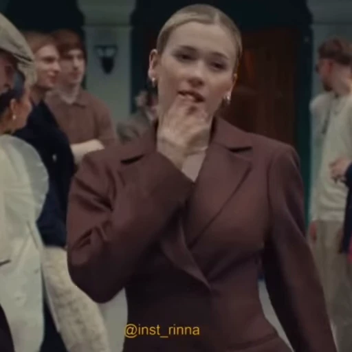 😍 Стикер «inst rinna» для Telegram