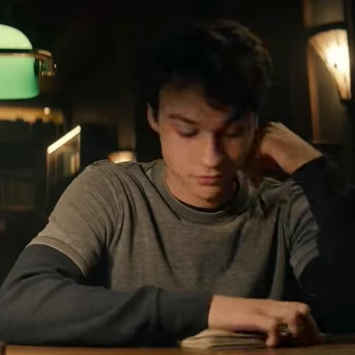 🌟 Стикер «Theodore Nott» для Telegram