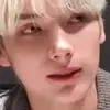 🫠 Эмодзи «random kpop» для Telegram
