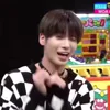 🥰 Эмодзи «random kpop» для Telegram
