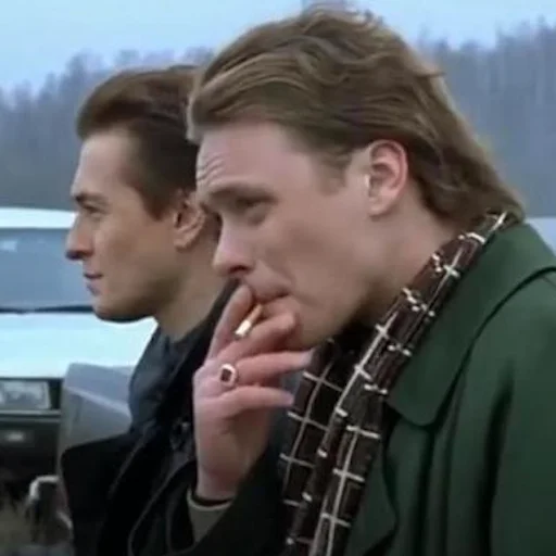 🐝 Стикер «смотрю русское тв и радуюсь жизни» для Telegram
