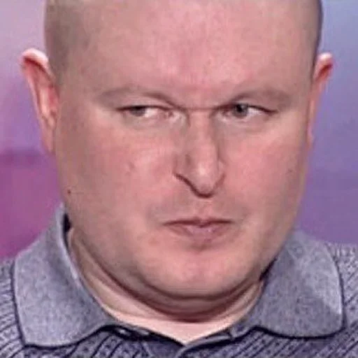😠 Стикер «смотрю русское тв и радуюсь жизни» для Telegram