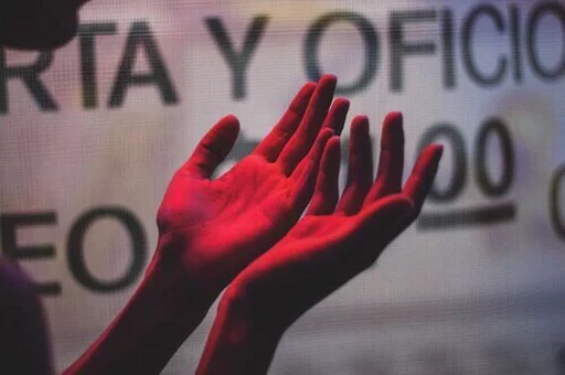 ♥ Стикер «RED Colour» для Telegram