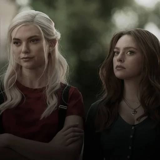 Стикерпак lizzie saltzman для Telegram — скачать