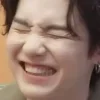 🤣 Эмодзи «Bts» для Telegram