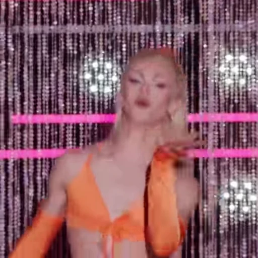 😘 Стикер «RPDR S15 E8» для Telegram