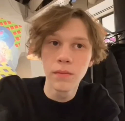 😟 Стикер «дилблин?..» для Telegram