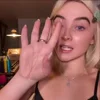 🖕 Эмодзи «Sabrina Carpenter» для Telegram
