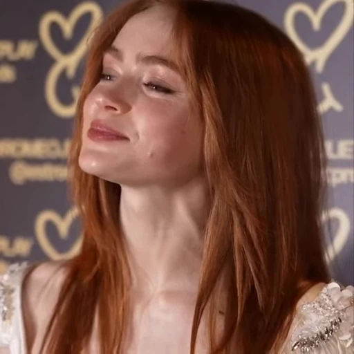 🤩 Стикер «Sadie Sink» для Telegram