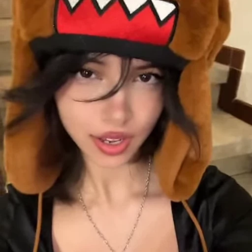 😷 Стикер «Sanymaaa» для Telegram