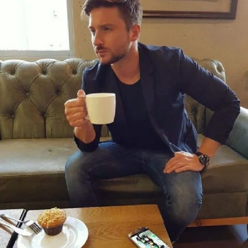 ☕ Стикер «Сережа Лазарев» для Telegram