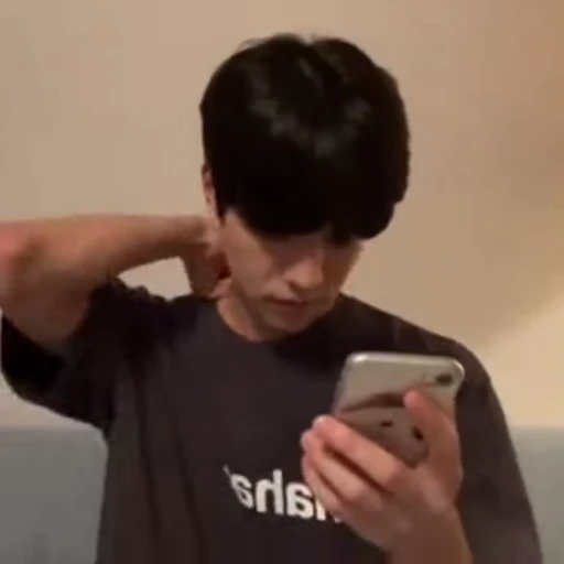 🦦 Стикер «-🦦 ; #seungmin / . .» для Telegram