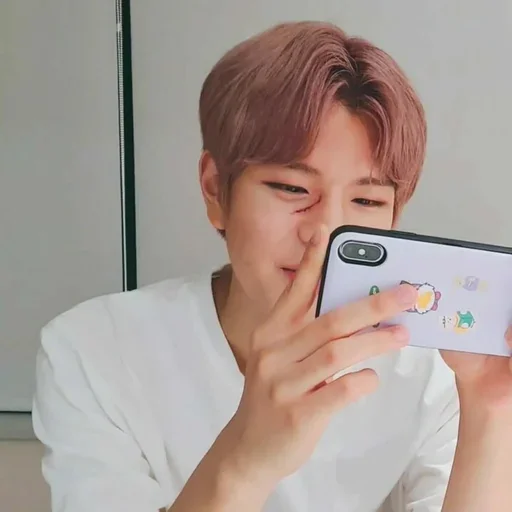 🐶 Стикер «seungmo» для Telegram