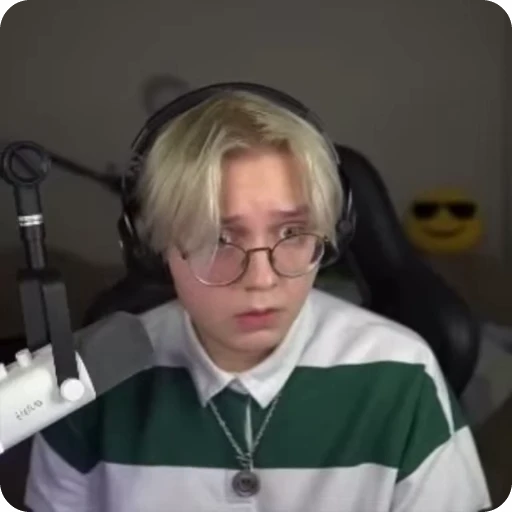 😟 Стикер «дрейкоффк» для Telegram