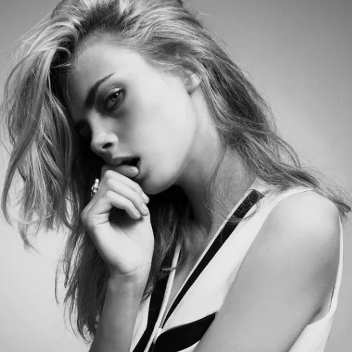 😲 Стикер «Sexy and Charm Faces» для Telegram