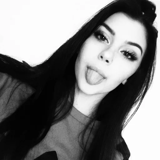 😥 Стикер «Sexy and Charm Faces» для Telegram