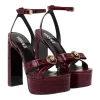 👠 Эмодзи «she» для Telegram